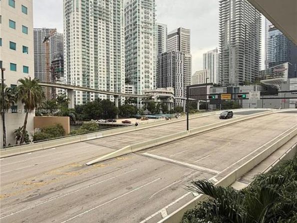 350 S Miami Ave 304, Miami FL 33130