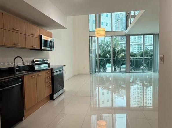 350 S Miami Ave 304, Miami FL 33130