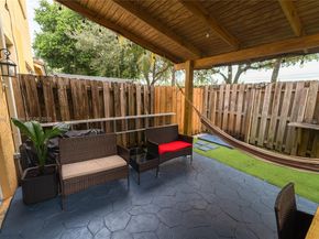 983 NE 42nd Pl, Homestead FL 33033