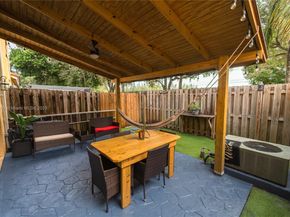 983 NE 42nd Pl, Homestead FL 33033