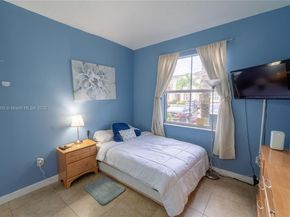 983 NE 42nd Pl, Homestead FL 33033