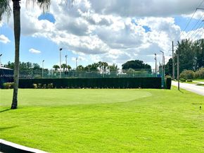 8990 S Hollybrook Blvd 108, Pembroke Pines FL 33025