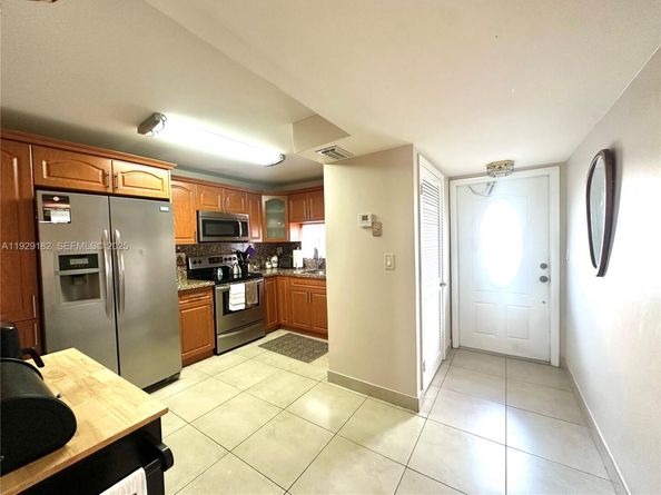 8990 S Hollybrook Blvd 108, Pembroke Pines FL 33025