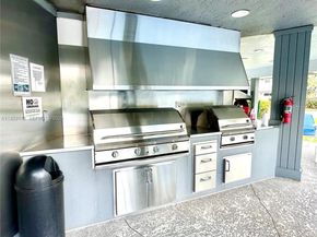 8990 S Hollybrook Blvd 108, Pembroke Pines FL 33025