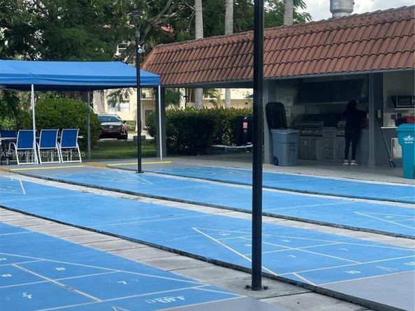 8990 S Hollybrook Blvd 108, Pembroke Pines FL 33025