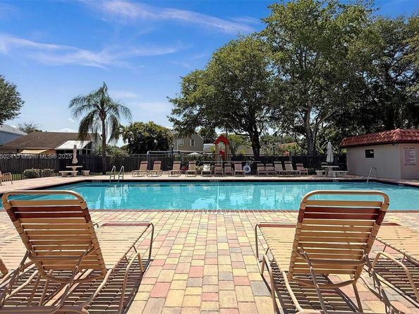 15805 W Waterside Cir 202, Sunrise FL 33326