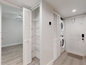 15805 W Waterside Cir 202, Sunrise FL 33326