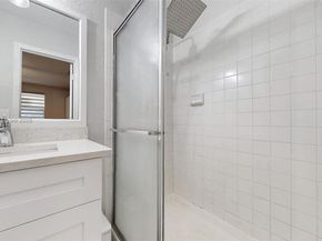 15805 W Waterside Cir 202, Sunrise FL 33326