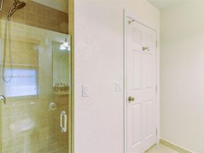 1383 NE 27th St, Pompano Beach FL 33064