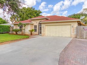 1383 NE 27th St, Pompano Beach FL 33064