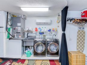 1383 NE 27th St, Pompano Beach FL 33064