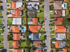 9348/9356 Byron Ave, Surfside FL 33154