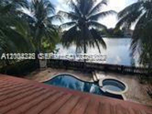 2614 NE 41st Rd, Homestead FL 33033