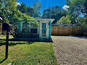 1420 SW 33rd Ct, Fort Lauderdale FL 33315