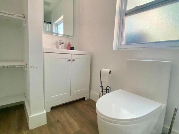 1420 SW 33rd Ct, Fort Lauderdale FL 33315