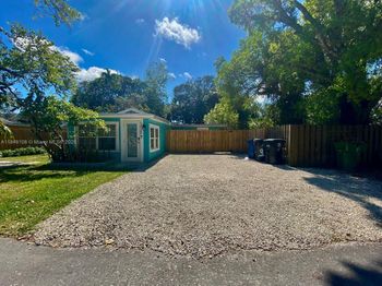 1420 SW 33rd Ct