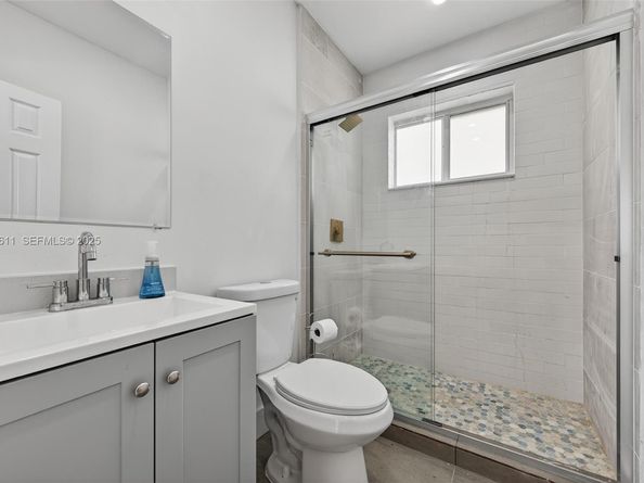 1979 NE 176th St, North Miami Beach FL 33162