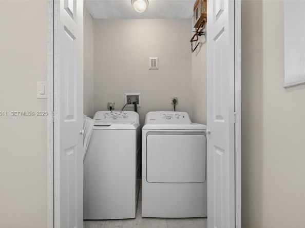 1979 NE 176th St, North Miami Beach FL 33162