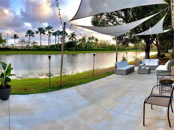 3772 NE 9th Ct, Homestead FL 33033