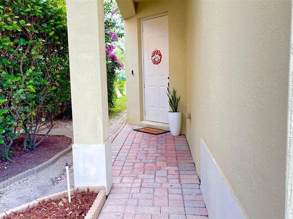 3772 NE 9th Ct, Homestead FL 33033