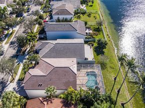 15842 NW 10th St, Pembroke Pines FL 33028