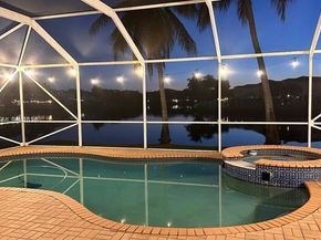 15842 NW 10th St, Pembroke Pines FL 33028