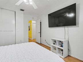 15842 NW 10th St, Pembroke Pines FL 33028