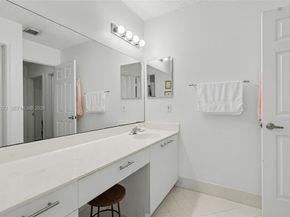 15842 NW 10th St, Pembroke Pines FL 33028