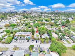 3042 NE 13th Ave, Oakland Park FL 33334