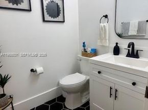 16236 SW 100th Ter, Miami FL 33196