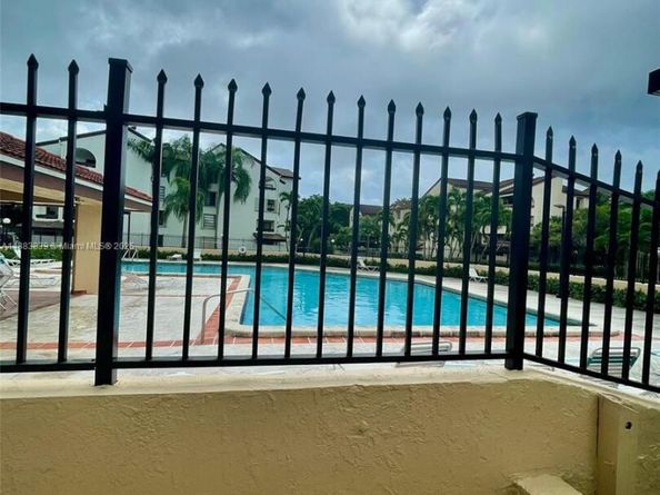 9140 SW 123rd Ct 201, Miami FL 33186