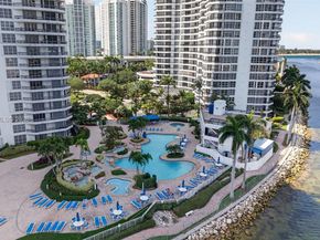 19195 NE 36th Ct 1503, Aventura FL 33180
