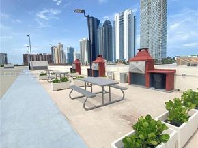 17021 N Bay Rd 216, Sunny Isles Beach FL 33160