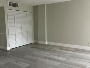17021 N Bay Rd 216, Sunny Isles Beach FL 33160