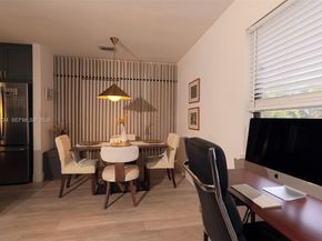 260 NW 133rd St, North Miami FL 33168