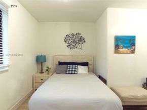 260 NW 133rd St, North Miami FL 33168