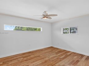 3226 NE 168th St, North Miami Beach FL 33160