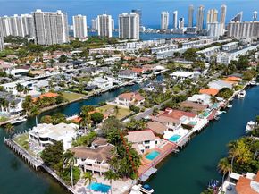 3226 NE 168th St, North Miami Beach FL 33160