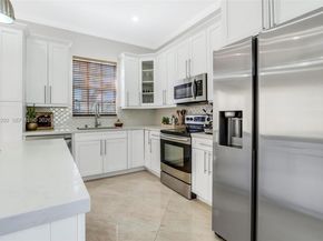 12464 SW 42nd St, Miramar FL 33027