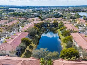 12464 SW 42nd St, Miramar FL 33027