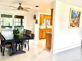 5201 SW 95th Ave, Cooper City FL 33328