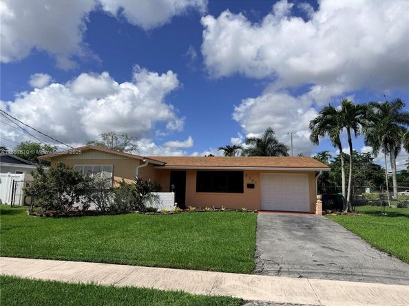5201 SW 95th Ave, Cooper City FL 33328