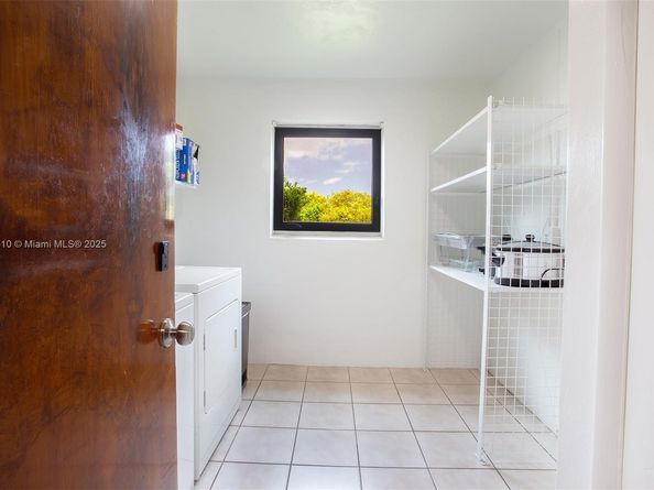 5201 SW 95th Ave, Cooper City FL 33328