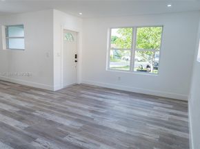 2600 NW 108th St, Miami FL 33167