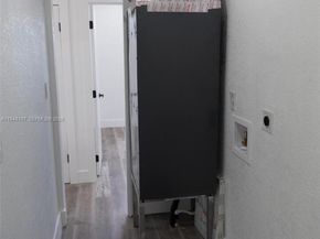 2600 NW 108th St, Miami FL 33167