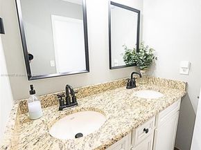 938 SW 149th Ter, Sunrise FL 33326