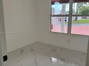 20819 NW 41st Ave Rd, Miami Gardens FL 33055