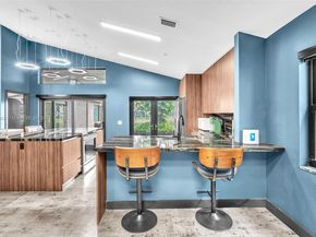 225 E Bayridge Dr, Weston FL 33326