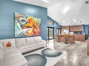 225 E Bayridge Dr, Weston FL 33326