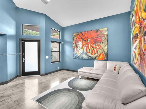 225 E Bayridge Dr, Weston FL 33326